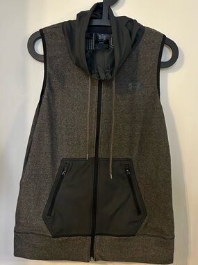 Under Armour Women’s Grey Cold Gear Vest Size M